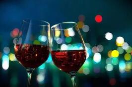 美国研究:每天喝一杯酒 患高血压风险加倍